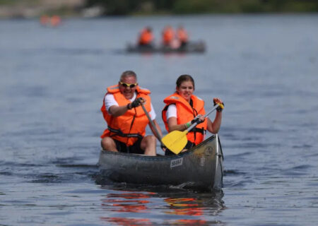 Bungee-kano-tovtrækning